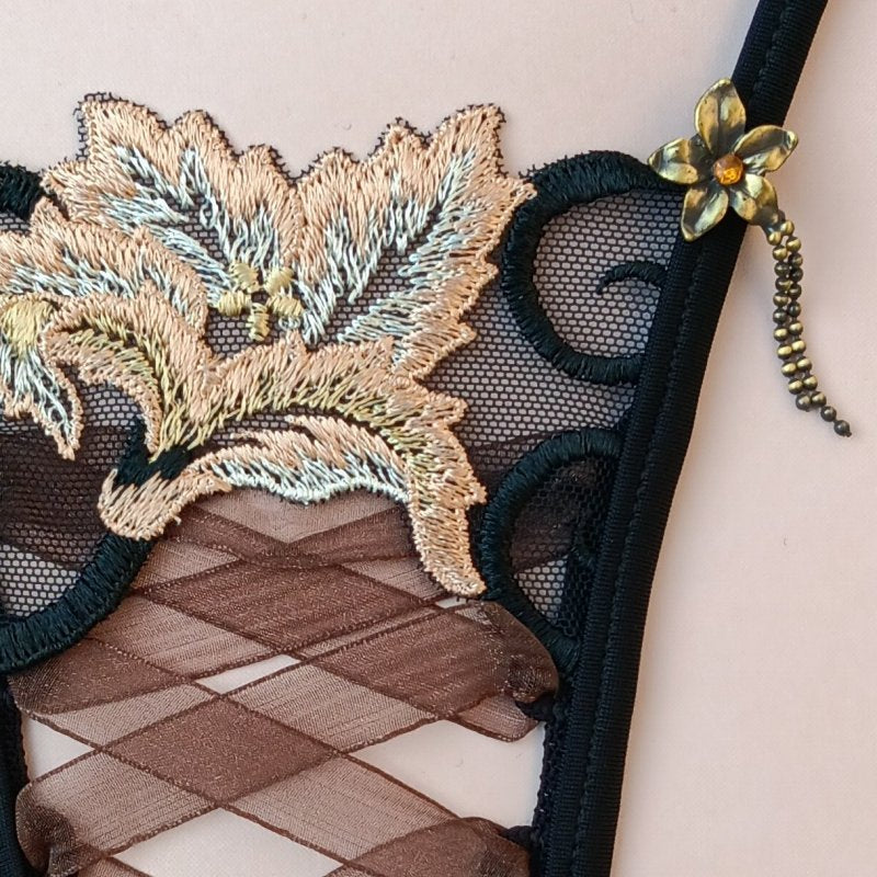 Mini string BOMBAY fleur brodée
