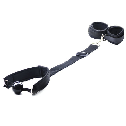 5.	Détail des sangles réglables du bâillon à balle Bondage