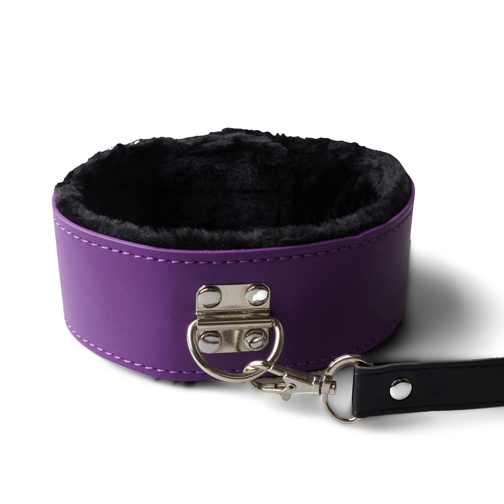 5.	Menottes et menottes de chevilles du kit BDSM Violet & Noir