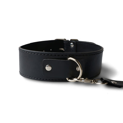 Contenu complet du coffret BDSM 8 pièces prêt à offrir