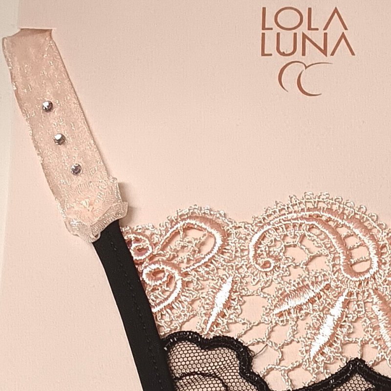 Bijoux Mini string de luxe ZAMBIE